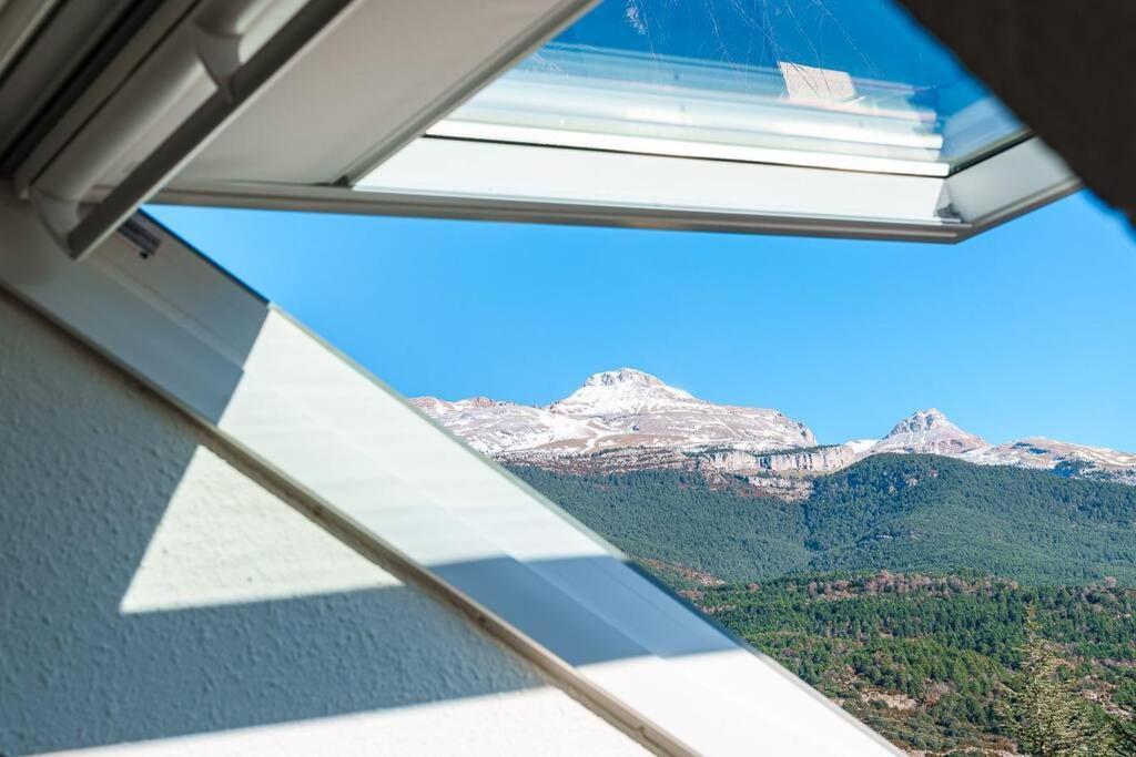 Apartmán El Ventanal De Collarada Villanúa Exteriér fotografie